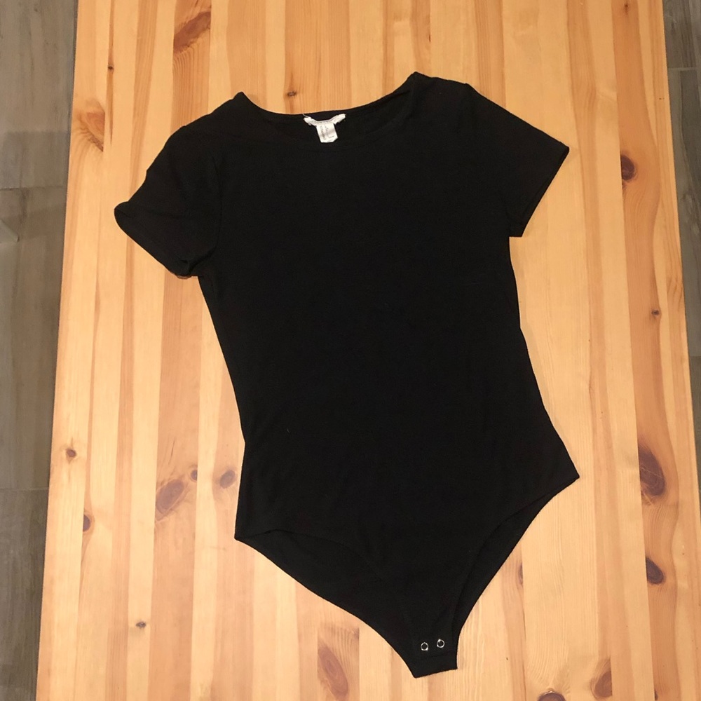 Scoop neck bodysuit